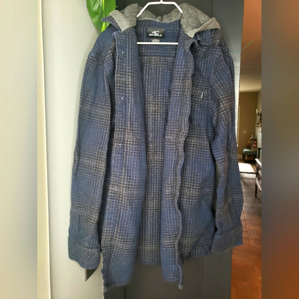 O'Neil boys hooded button down flannel size large navy and grey plaid